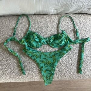 Monday Swimwear Floral Lush